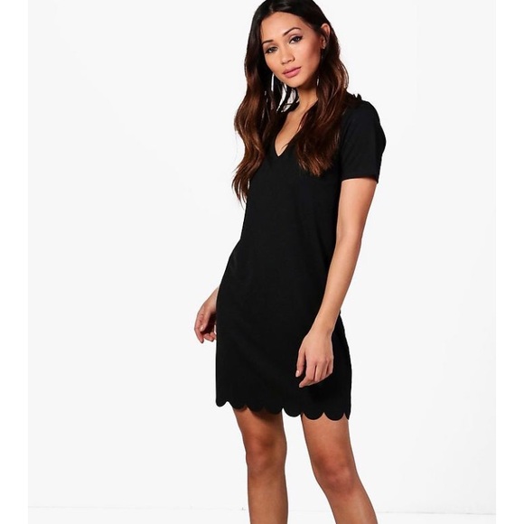 Boohoo Dresses & Skirts - NWT scalloped black mini dress